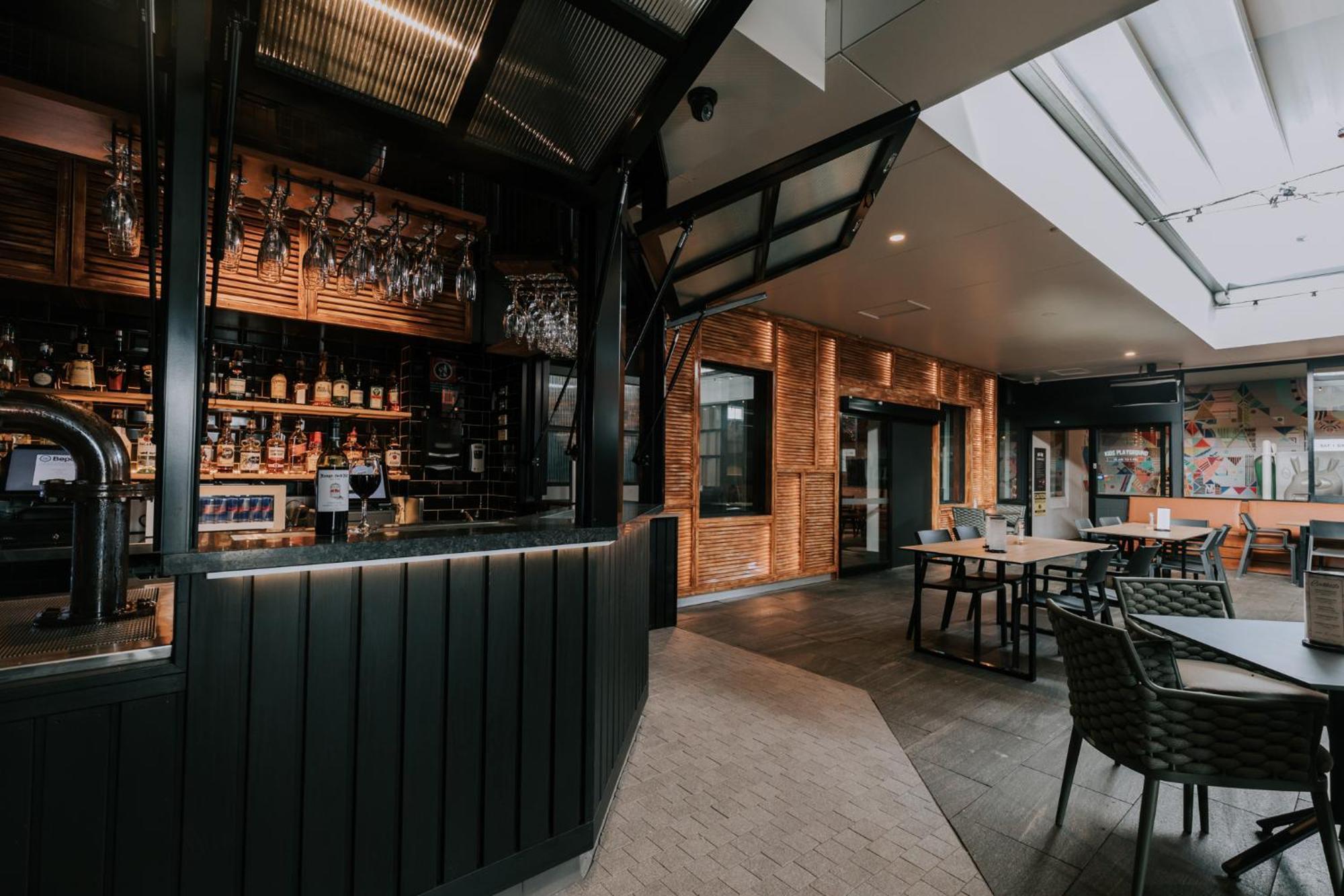 ניוקסטל Sydney Junction Hotel מראה חיצוני תמונה